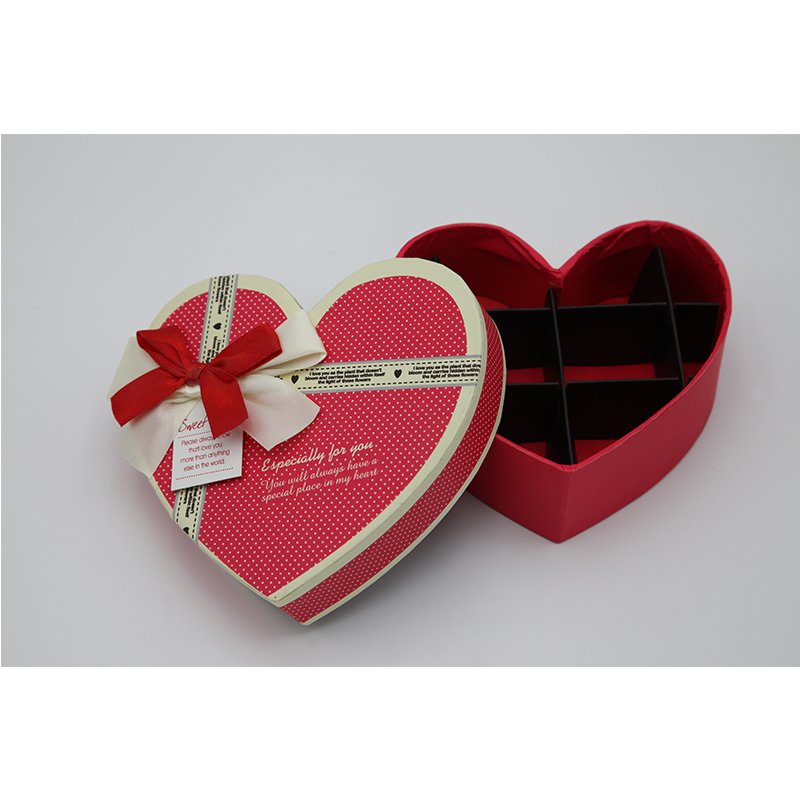 Heart Shape Gift Paper Boxes for Christmas